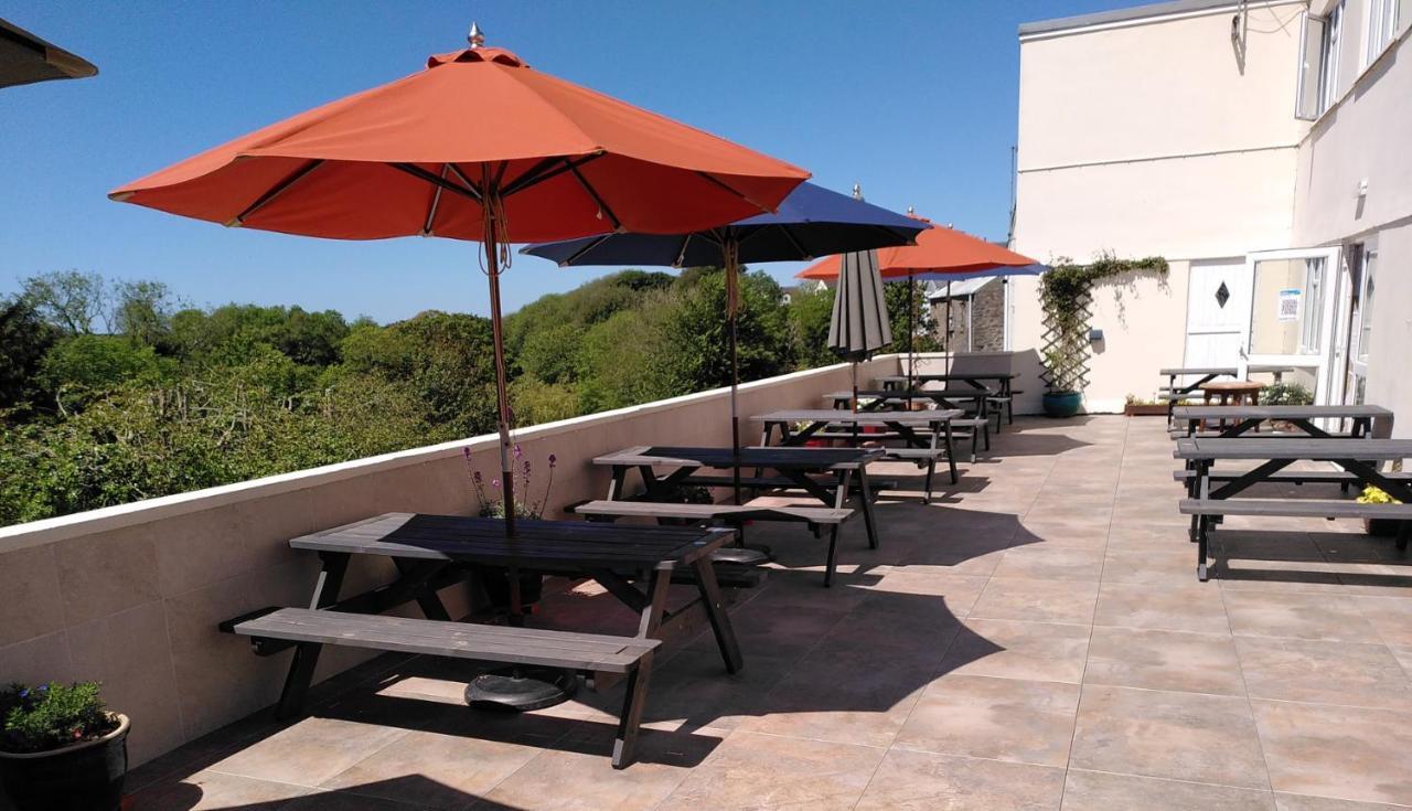 The Anchor Inn Hartland Bagian luar foto