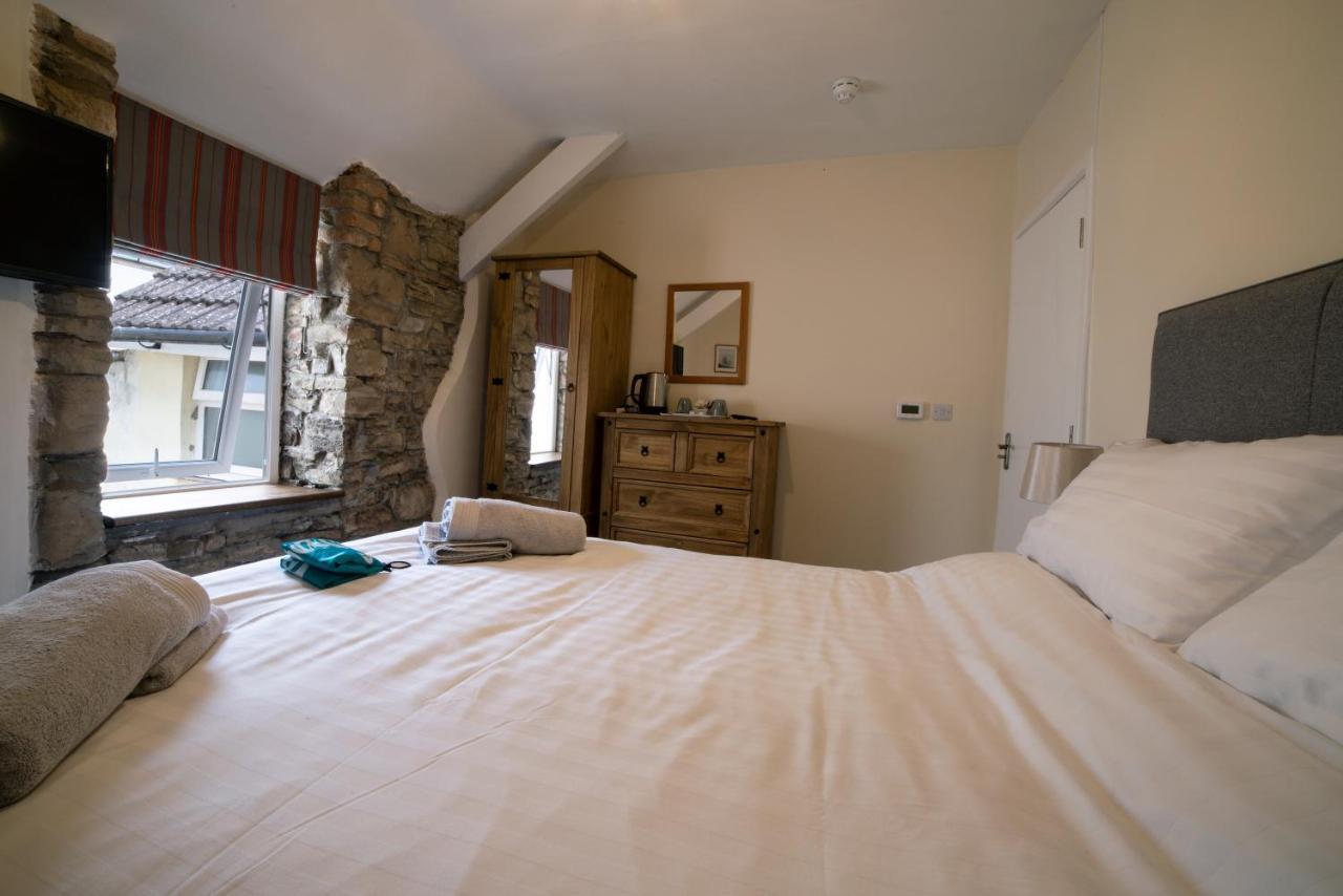 The Anchor Inn Hartland Bagian luar foto